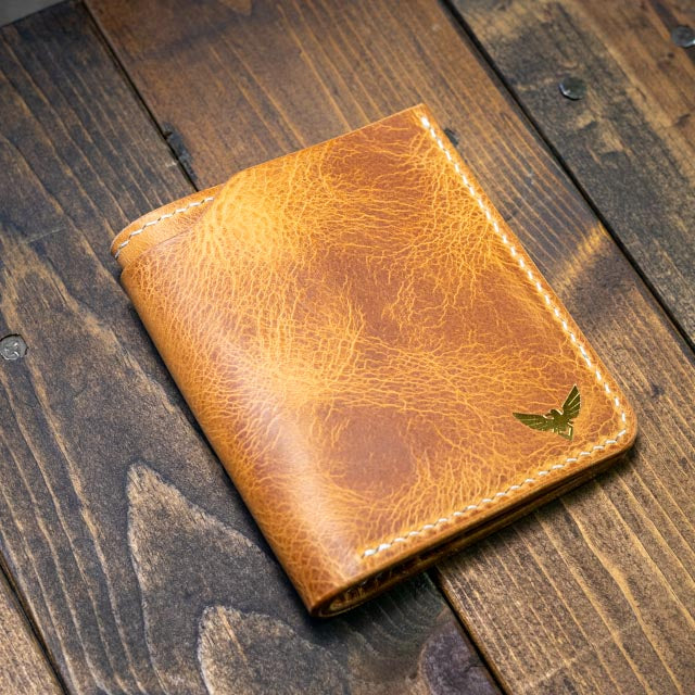 The Huginn Bifold Wallet - Natural Wax Pull-Up