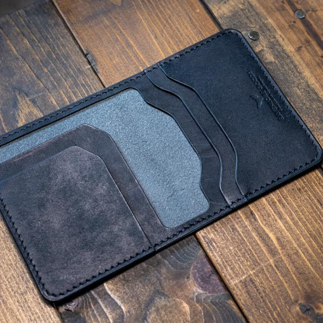 The Muninn Bifold Wallet - Black Pueblo