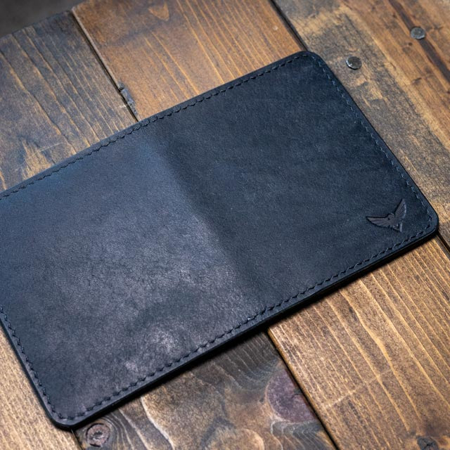 The Muninn Bifold Wallet - Black Pueblo