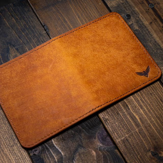 The Muninn Bifold Wallet - Tan Pueblo