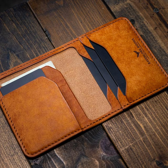 The Muninn Bifold Wallet - Tan Pueblo