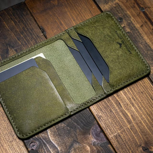 The Muninn Bifold Wallet - Olive Pueblo