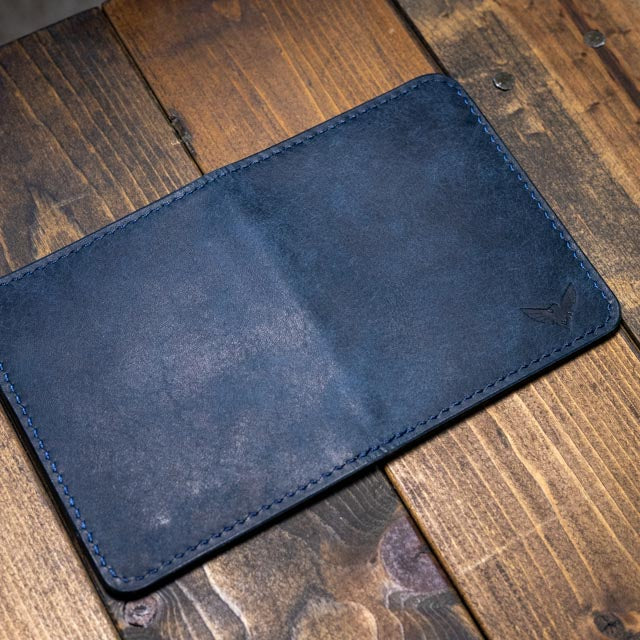 The Bran Vertical Wallet - Navy Pueblo