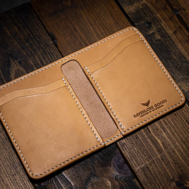 The Bran Vertical Wallet - Natural Smooth