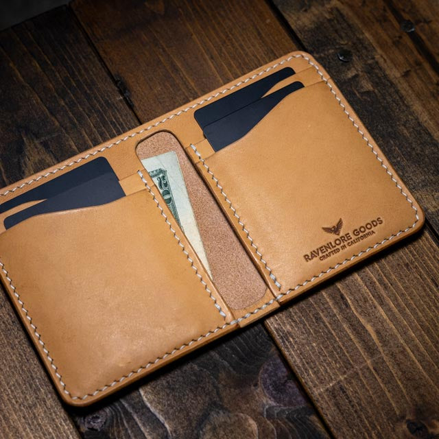 The Bran Vertical Wallet - Natural Smooth